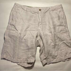 Vintage cream linen flat front shorts two side/back pockets zip button front